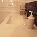 Auditorium Deluxe 아파트
